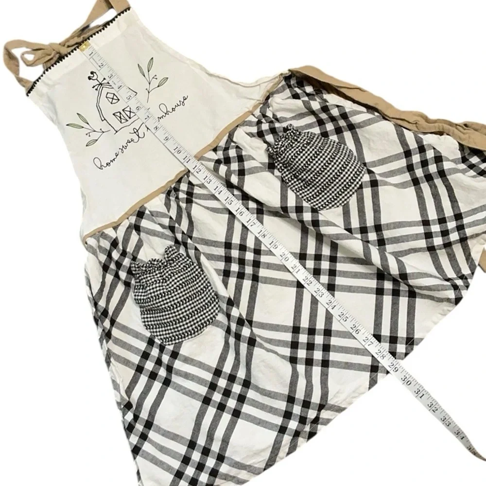 Farmhouse Black and White Apron
